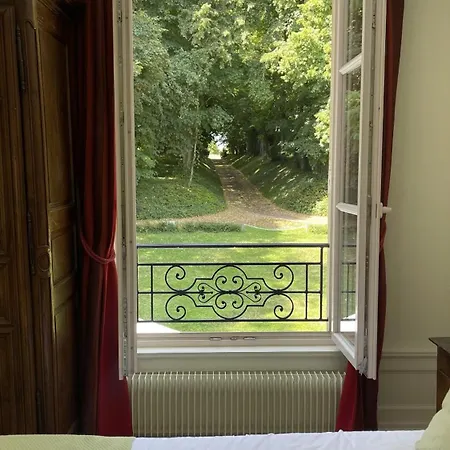 Bed and breakfast D'hotes Du Bas Manoir 2*
