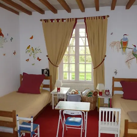 D'hotes Du Bas Manoir 奥登河畔的布雷特维尔