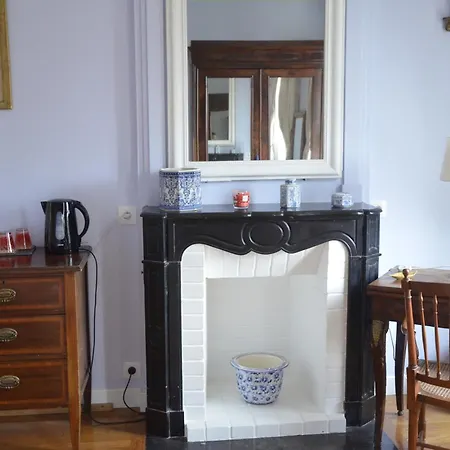 D'hotes Du Bas Manoir B&B