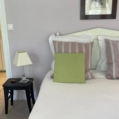 Bed and breakfast D'hotes Du Bas Manoir