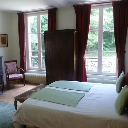 D'hotes Du Bas Manoir 住宿加早餐酒店
