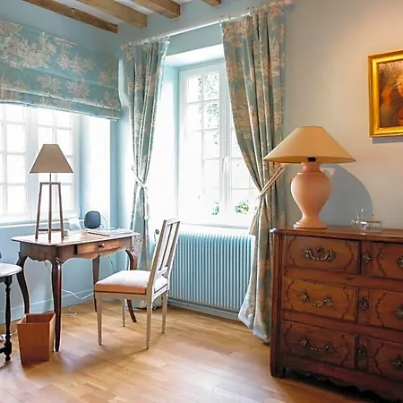 Oda ve Kahvaltı D'hotes Du Bas Manoir 3*